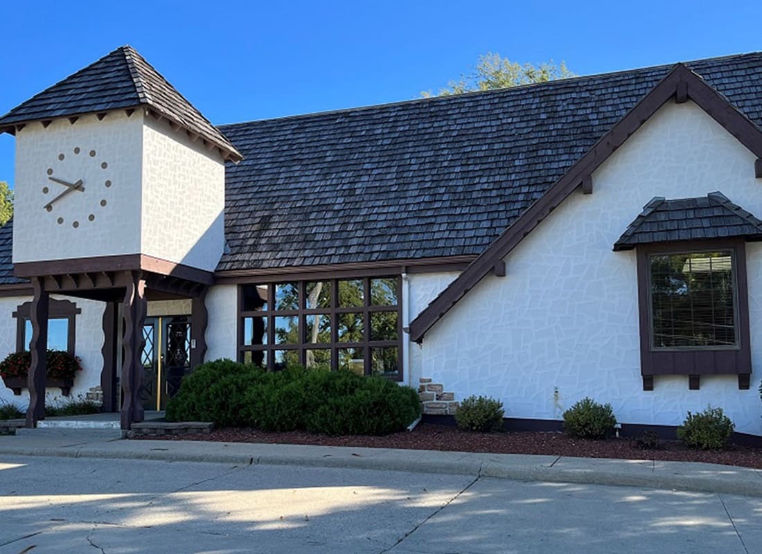 Audubon, IA - FNIC Office Building